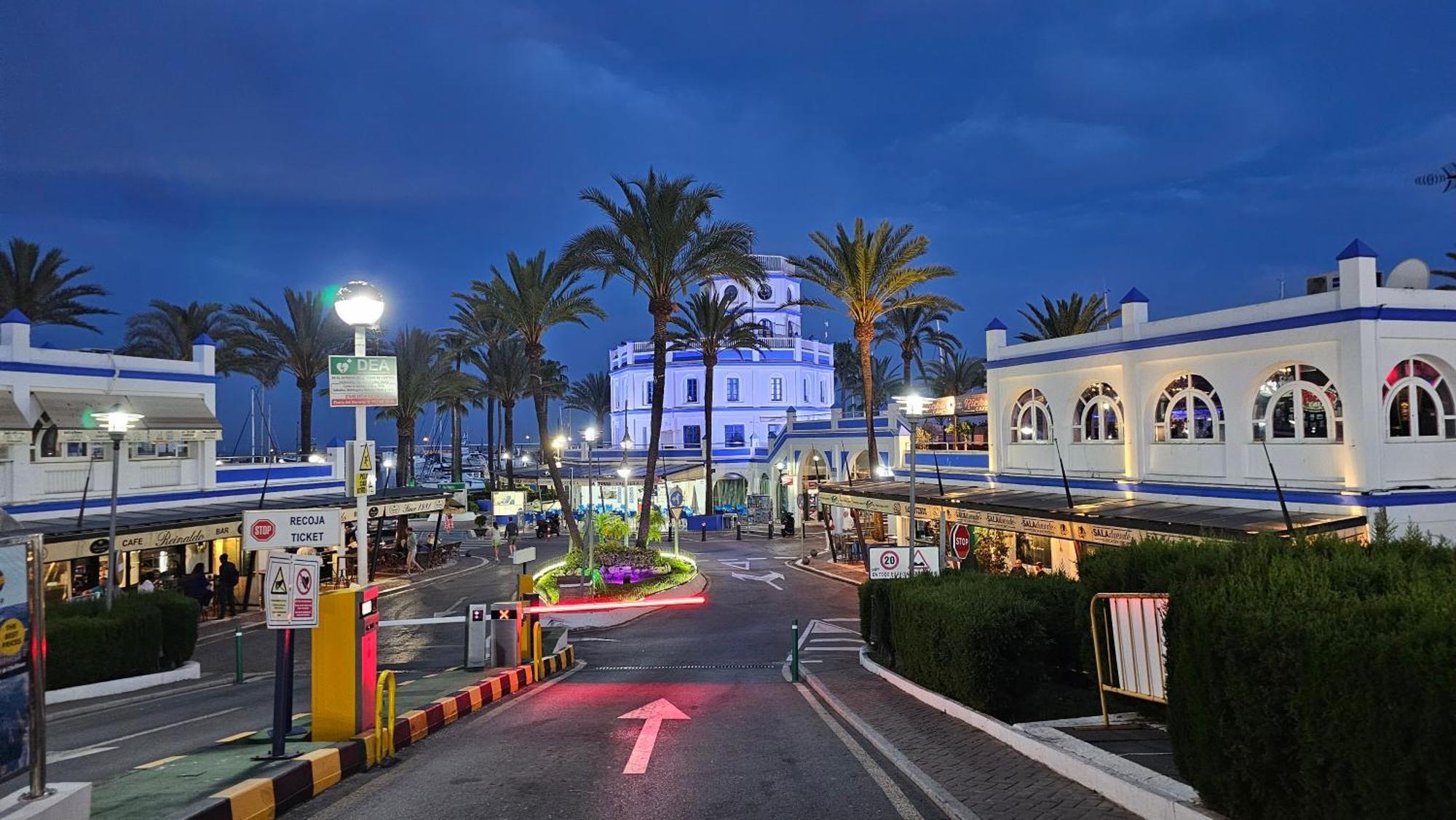 Апартаменты Junto A La Playa Del Cristo Cerca Del Puerto Эстепона Экстерьер фото