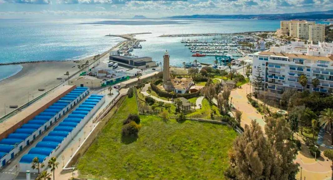 Апартаменты Junto A La Playa Del Cristo Cerca Del Puerto Эстепона Экстерьер фото