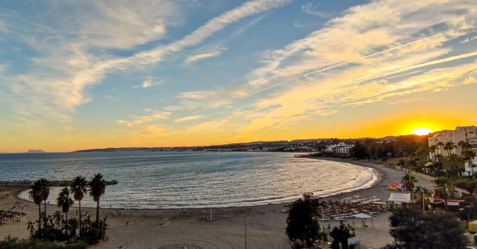 Апартаменты Junto A La Playa Del Cristo Cerca Del Puerto Эстепона Экстерьер фото