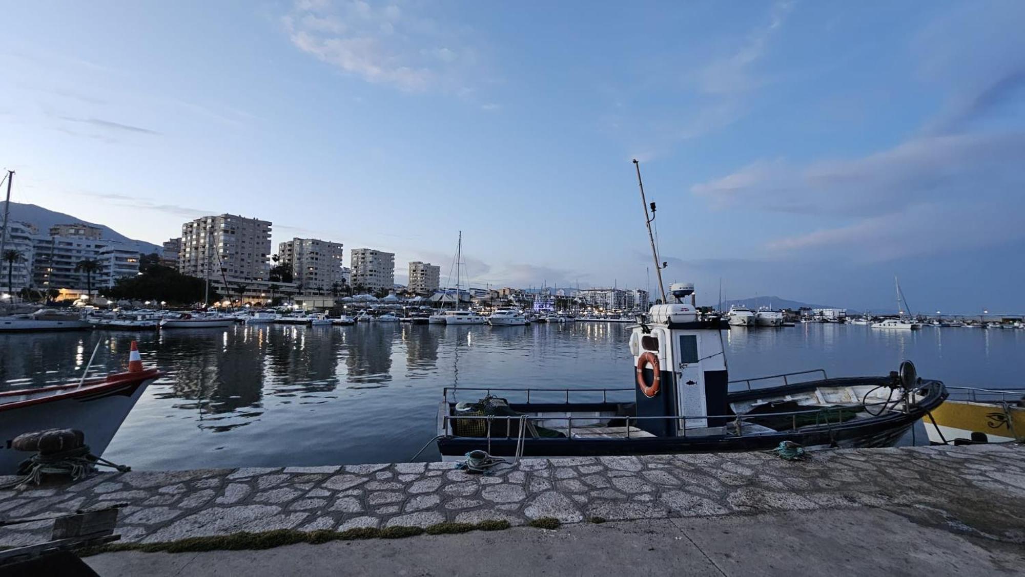 Апартаменты Junto A La Playa Del Cristo Cerca Del Puerto Эстепона Экстерьер фото